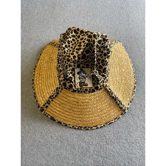 Disney Accessories - Disney Parks leopard print straw safari patchwork cloth top hat
